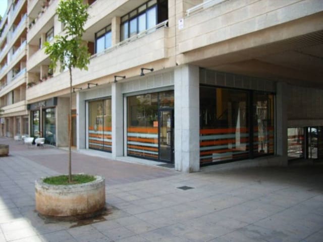 Commercial for sale in Santa Catalina, Palma de Mallorca - € 1,200,000 (Ref: 3704382)
