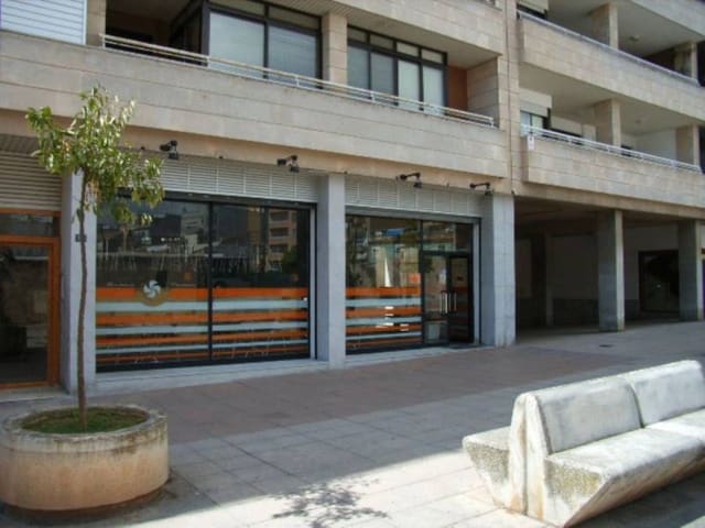 Commercial for sale in Santa Catalina, Palma de Mallorca - € 1,200,000 (Ref: 3704382)