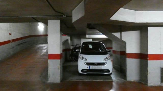 Garage à louer à Plaça dels Patins, Palma de Mallorca - 145 € (Ref: 6185275)