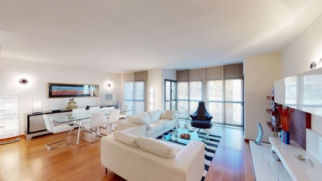 3 makuuhuone Asunto myytävänä paikassa Plaça dels Patins, Palma de Mallorca mukana 
autotalli - 990 000 € (Ref: 6185286)