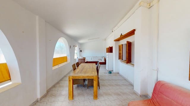6 bedroom Villa for sale in Algaida with pool garage - € 829,000 (Ref: 7828289)