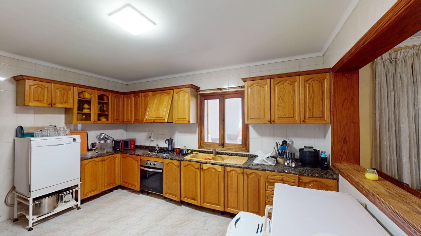 6 bedroom Villa for sale in Algaida with pool garage - € 829,000 (Ref: 7828289)