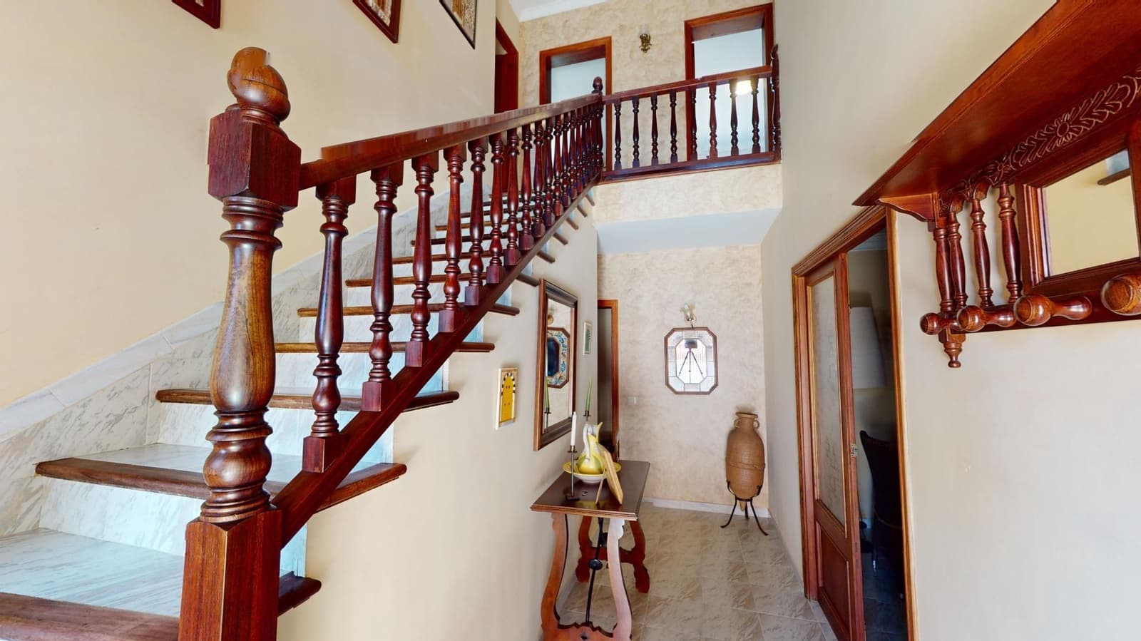 6 bedroom Villa for sale in Algaida with pool garage - € 829,000 (Ref: 7828289)