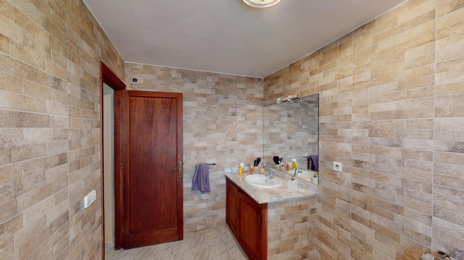 6 bedroom Villa for sale in Algaida with pool garage - € 829,000 (Ref: 7828289)