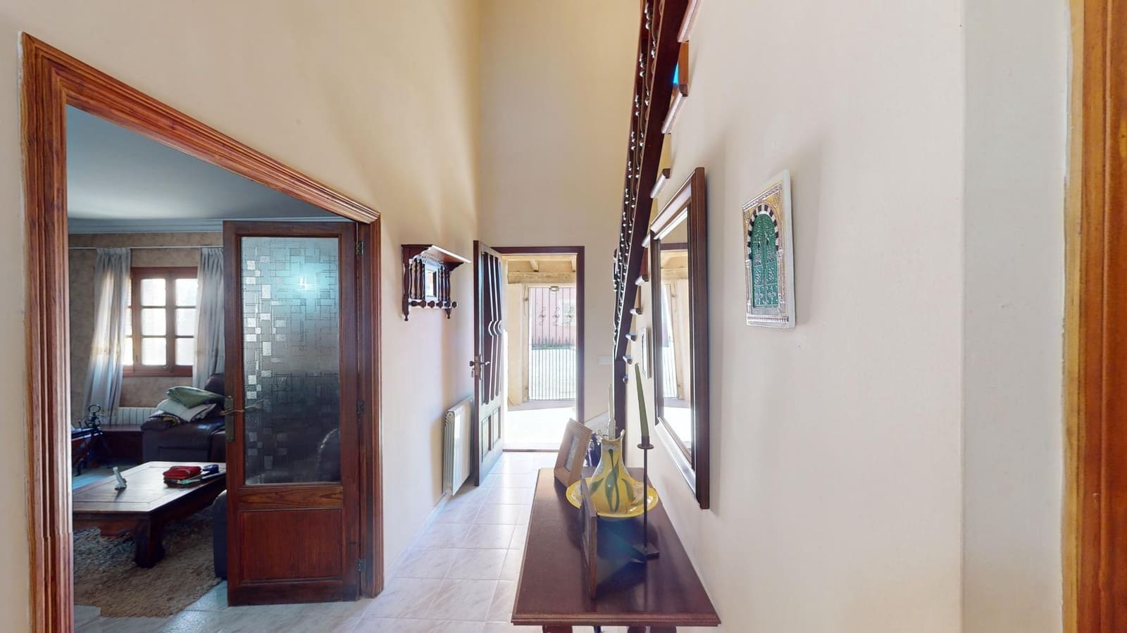 6 bedroom Villa for sale in Algaida with pool garage - € 829,000 (Ref: 7828289)