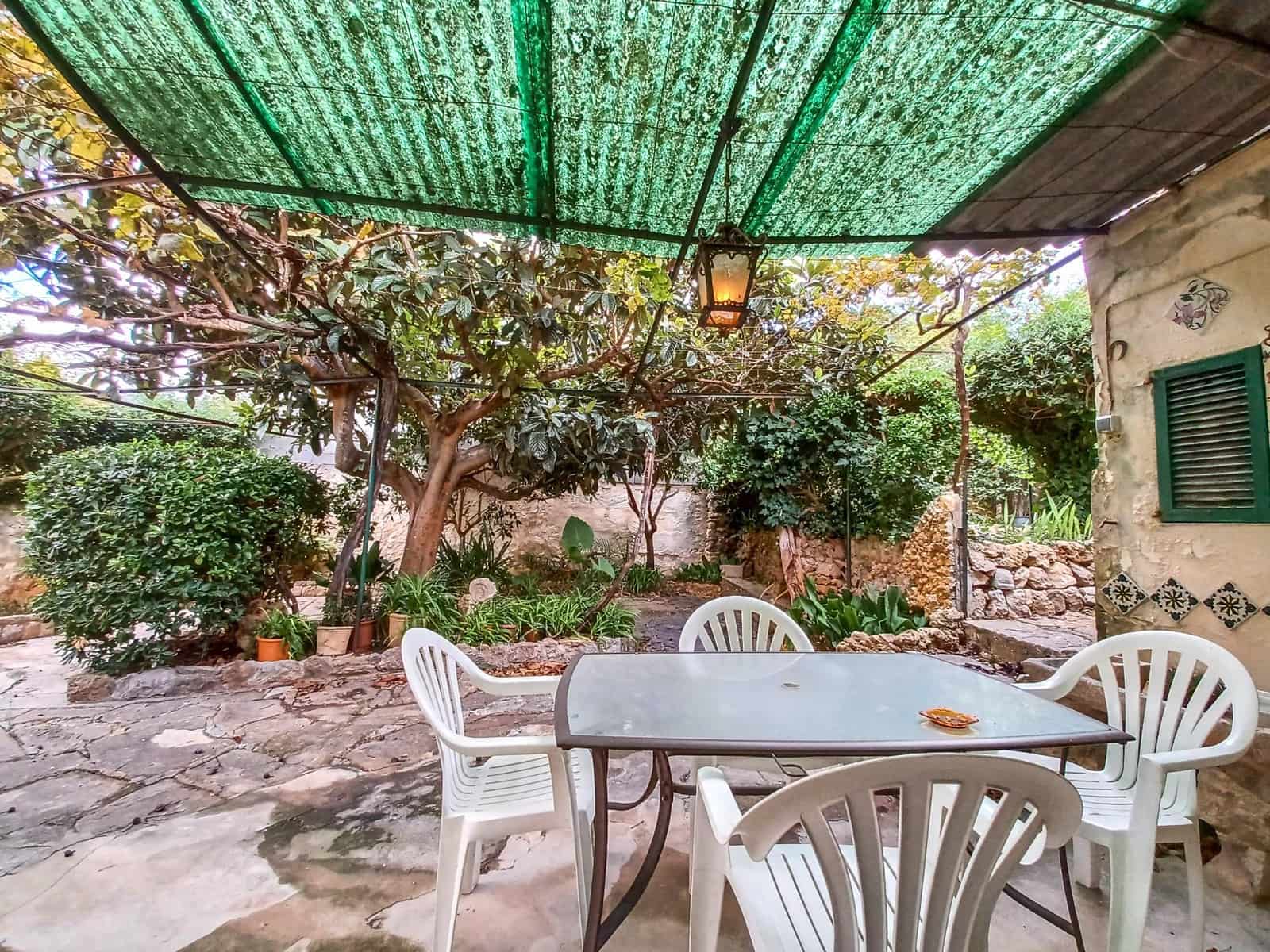 4 soveværelse Byhus til salg i Puigpunyent - € 590.000 (Ref: 7970461)