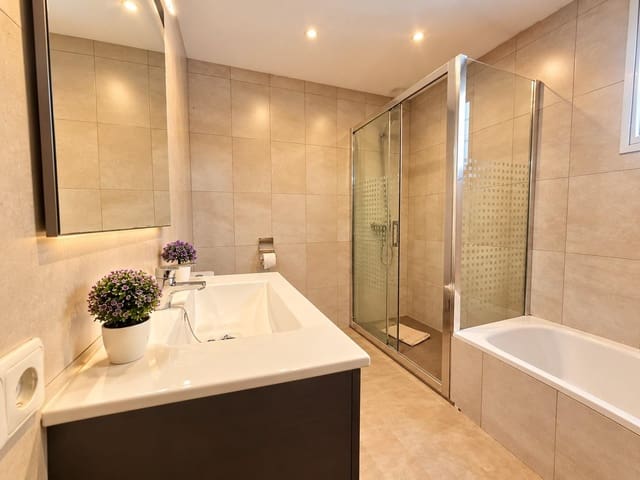 3 bedroom Villa for sale in Marratxí with garage - € 555,000 (Ref: 7994656)