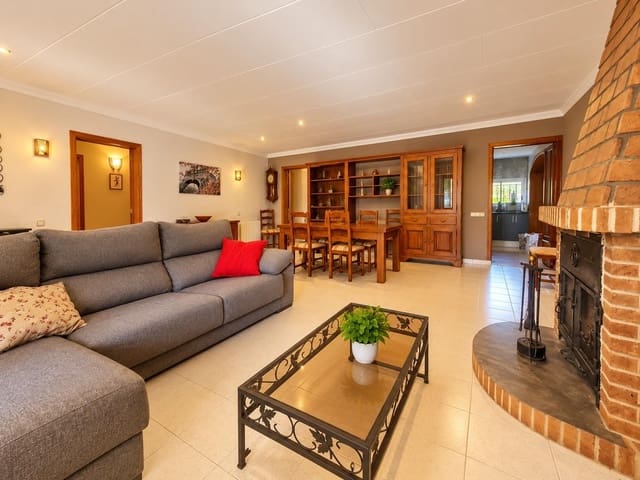 3 bedroom Villa for sale in Marratxí with garage - € 555,000 (Ref: 7994656)