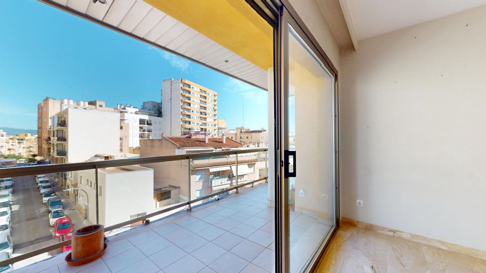 3 bedroom Flat for sale in Palma de Mallorca with pool garage - € 615,000 (Ref: 8148477)