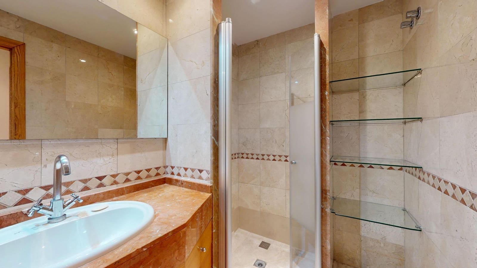 3 bedroom Flat for sale in Palma de Mallorca with pool garage - € 615,000 (Ref: 8148477)