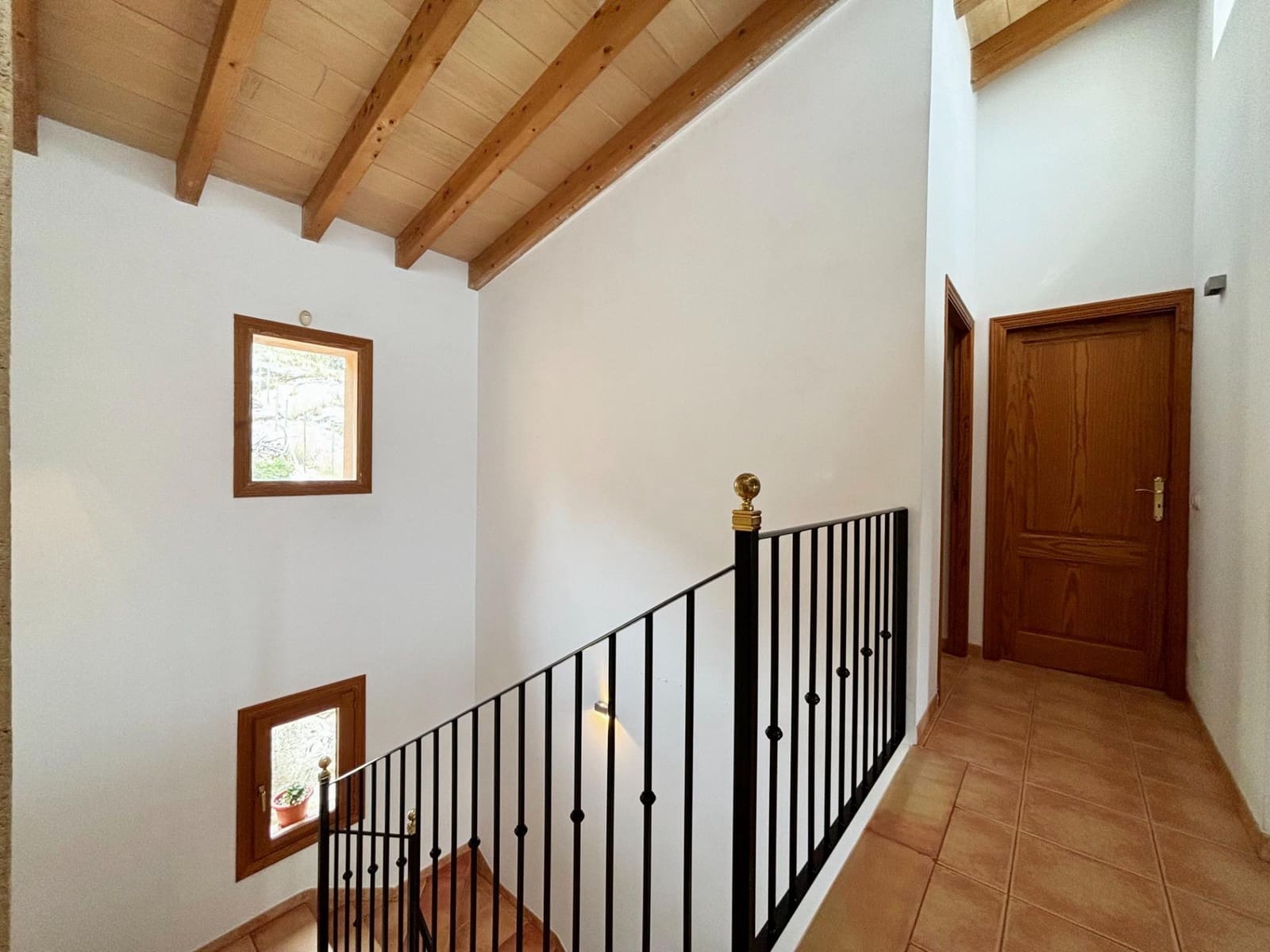 3 bedroom Villa for sale in Alaro with pool garage - € 995,000 (Ref: 8254039)