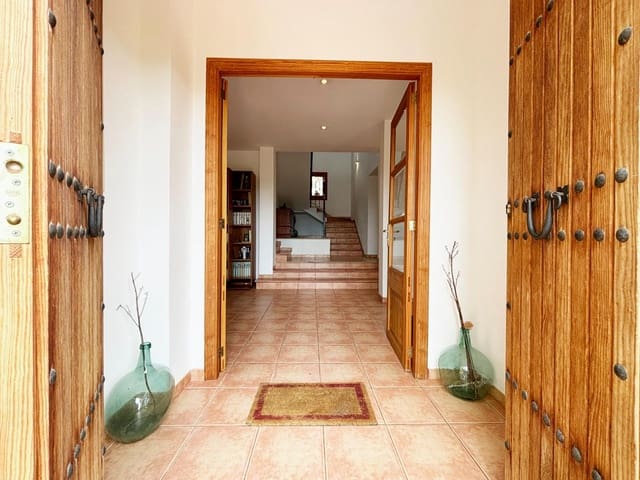 3 sovrum Villa till salu i Alaró med pool garage - 995 000 € (Ref: 8254039)