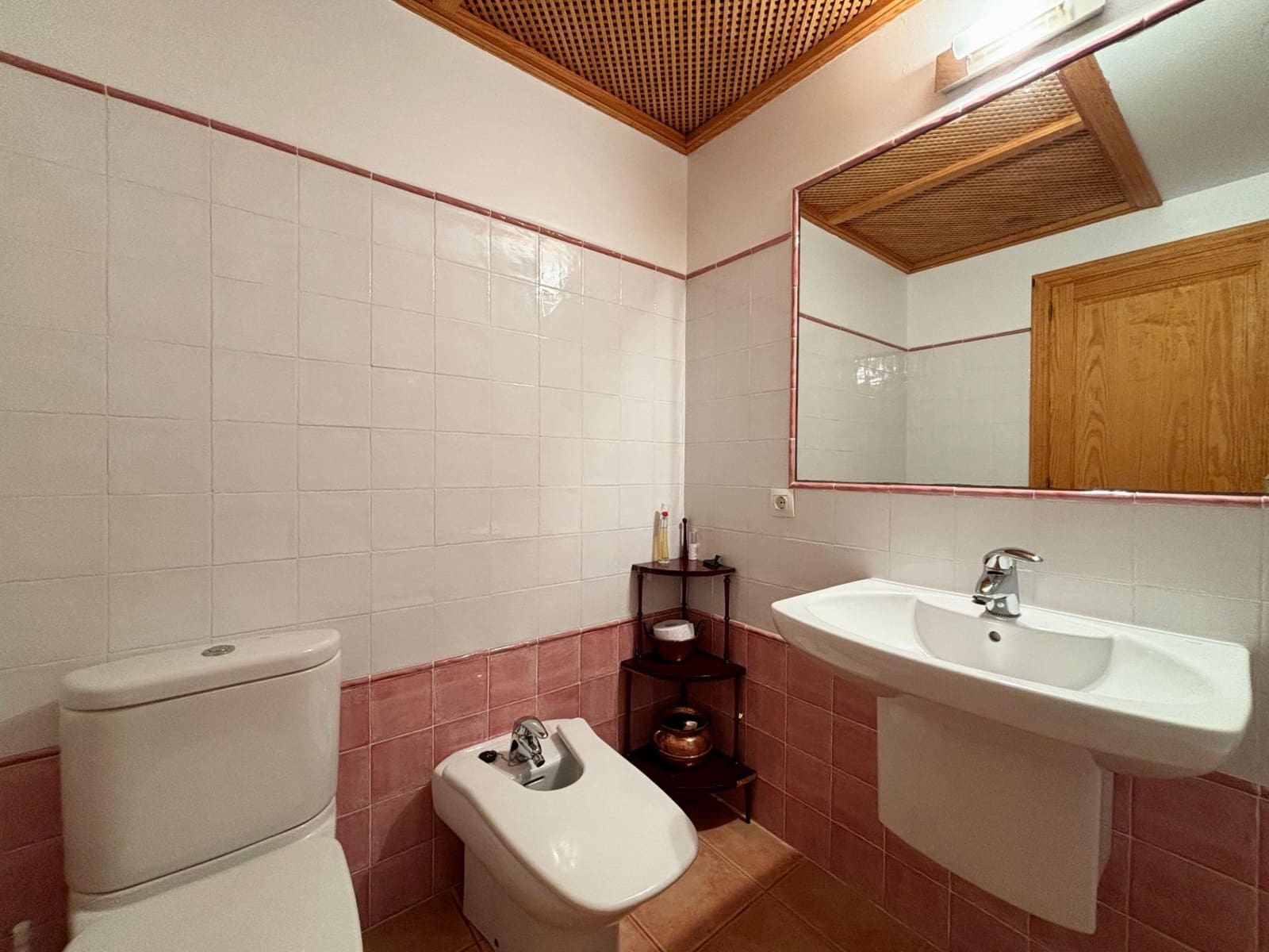 3 bedroom Villa for sale in Alaro with pool garage - € 995,000 (Ref: 8254039)