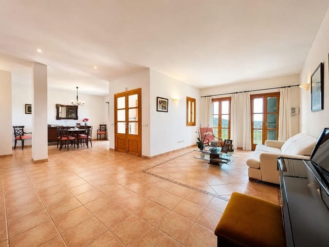 Chalet de 3 habitaciones en Alaró en venta con piscina garaje - 995.000 € (Ref: 8254039)