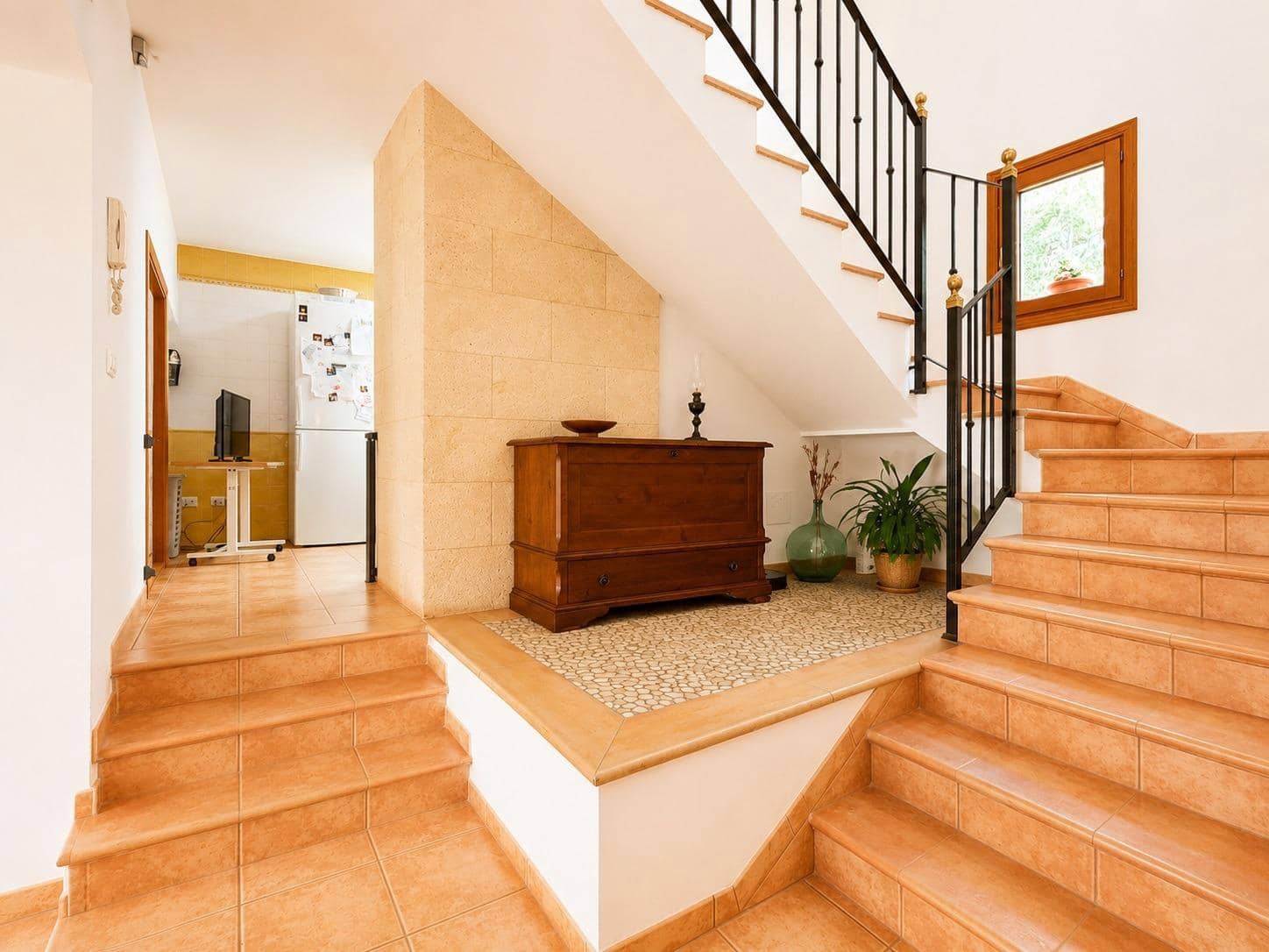 3 soverom Villa til salgs i Alaro med svømmebasseng garasje - € 995 000 (Ref: 8254039)