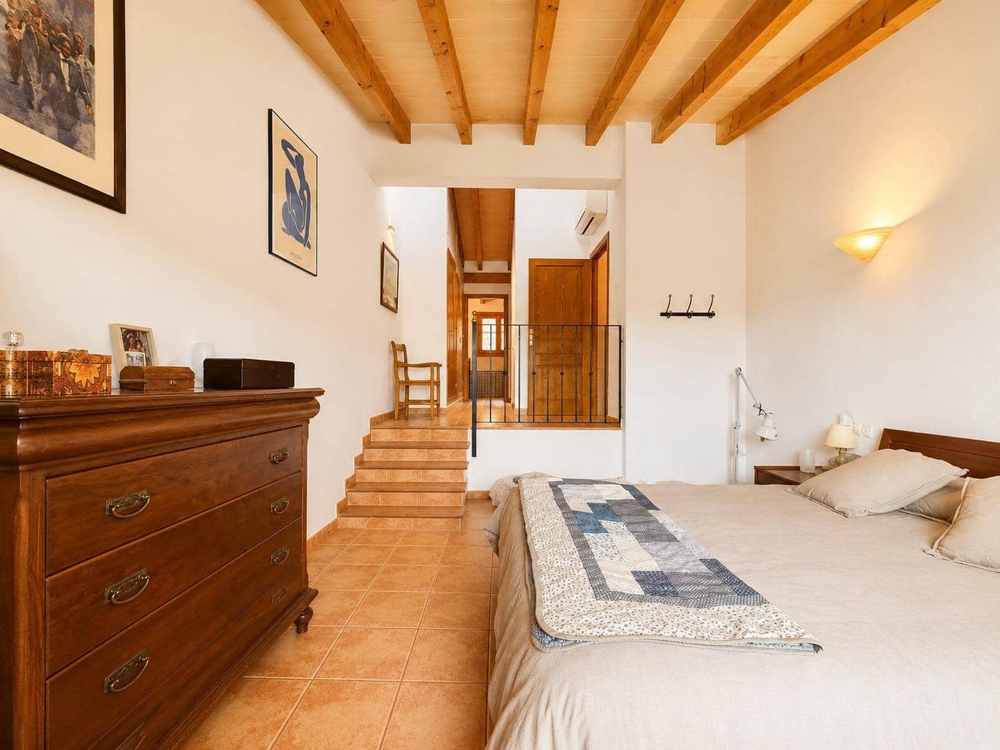 3 soverom Villa til salgs i Alaro med svømmebasseng garasje - € 995 000 (Ref: 8254039)