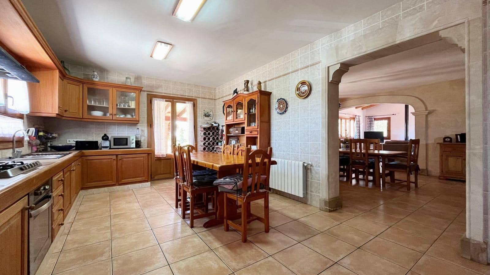 3 soverom Finca/Herregård til salgs i Llucmajor med svømmebasseng garasje - € 1 300 000 (Ref: 8377597)