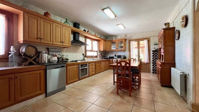 3 quarto Quinta/Casa Rural para venda em Llucmajor com piscina garagem - 1 300 000 € (Ref: 8377597)