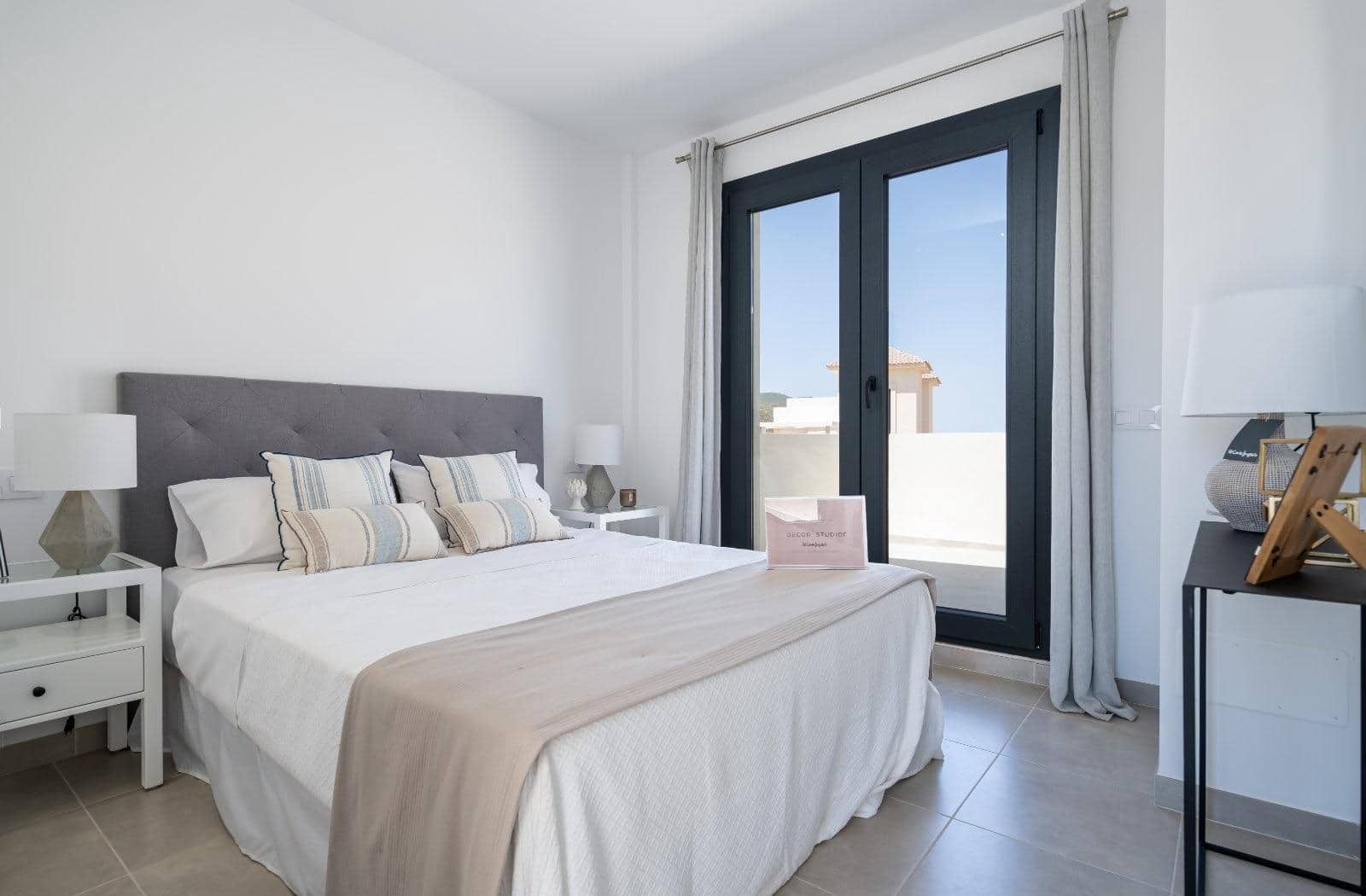 4 quarto Moradia para venda em Cala Romantica com piscina - 677 000 € (Ref: 8579928)