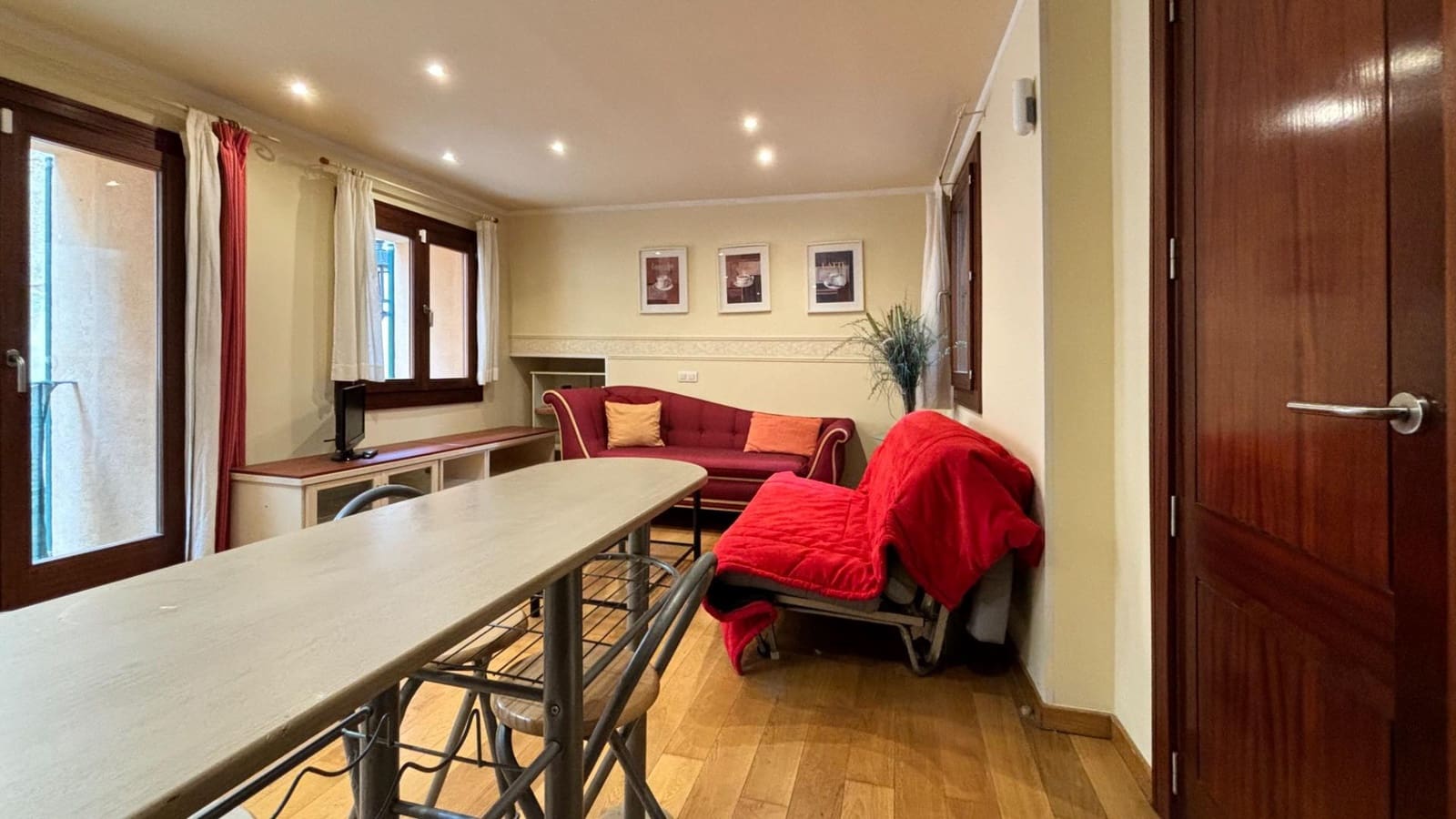 1 soveværelse Lejlighed til salg i Palma de Mallorca - € 390.000 (Ref: 8645311)