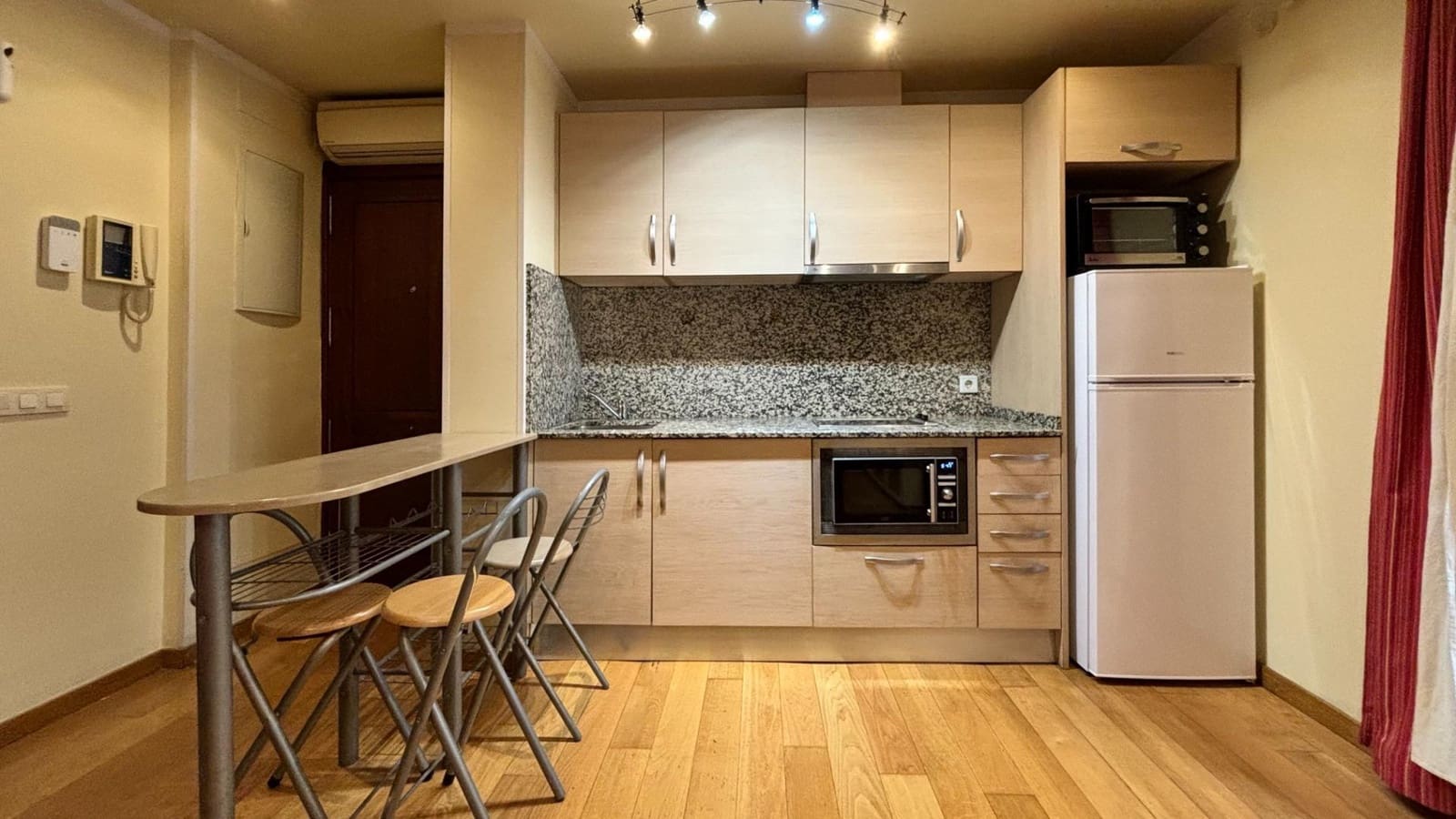 Piso de 1 habitación en Palma de Mallorca en venta - 390.000 € (Ref: 8645311)