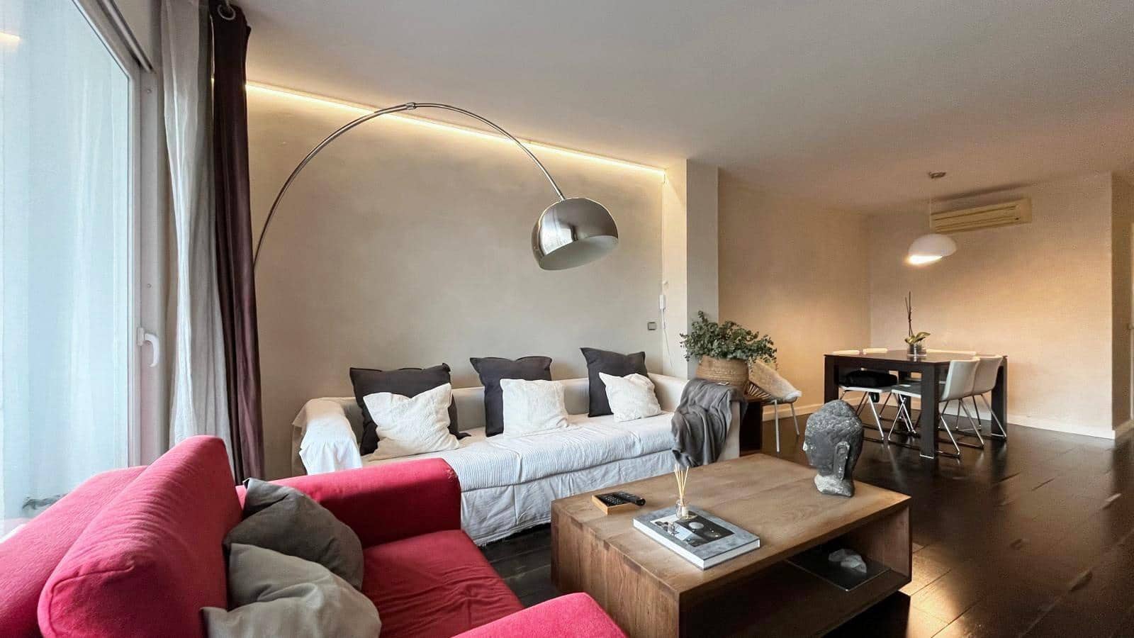 3 bedroom Flat for sale in Palma de Mallorca - € 595,000 (Ref: 8781618)