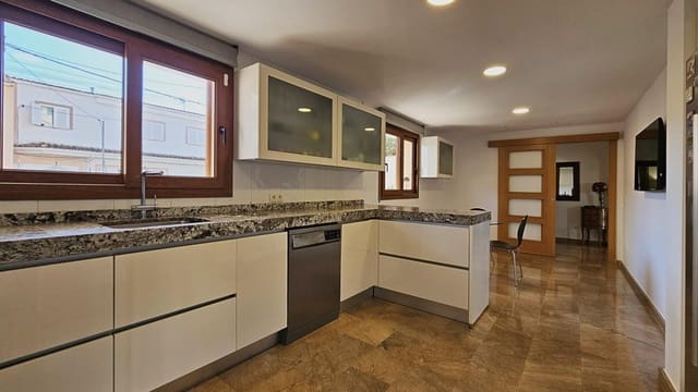 4 quarto Moradia para venda em Palma de Mallorca com piscina garagem - 1 450 000 € (Ref: 8809656)