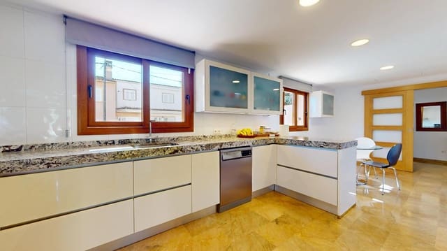 4 sovrum Villa till salu i Palma de Mallorca med pool garage - 1 450 000 € (Ref: 8809656)