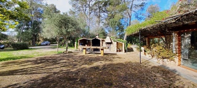 3 Zimmer Finca/Landgut zu verkaufen in Sencelles mit Pool Garage - 655.000 € (Ref: 8825108)