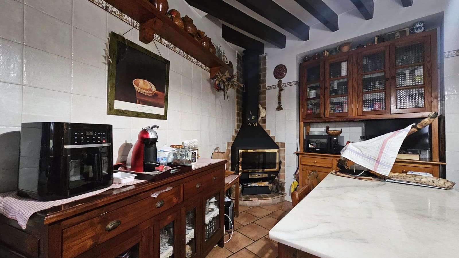 6 bedroom Villa for sale in Palma de Mallorca with garage - € 870,000 (Ref: 8841126)