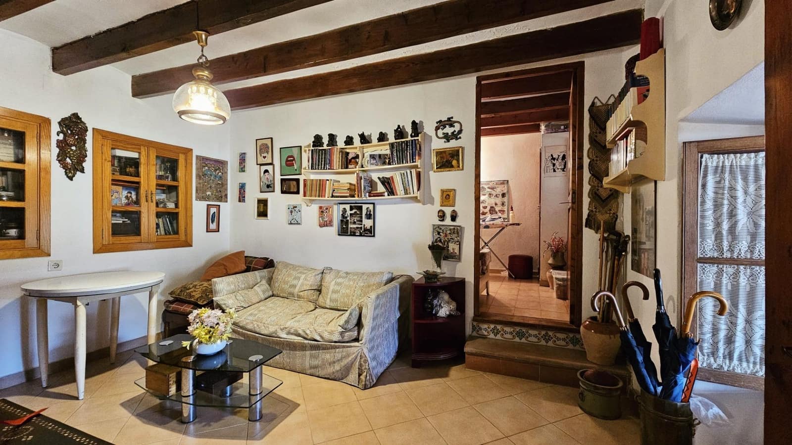 6 bedroom Villa for sale in Palma de Mallorca with garage - € 870,000 (Ref: 8841126)