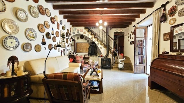 6 soveværelse Villa til salg i Palma de Mallorca med garage - € 870.000 (Ref: 8841126)