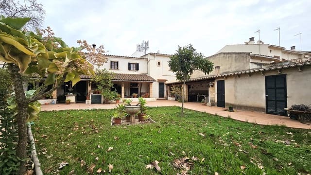 6 soveværelse Villa til salg i Palma de Mallorca med garage - € 870.000 (Ref: 8841126)