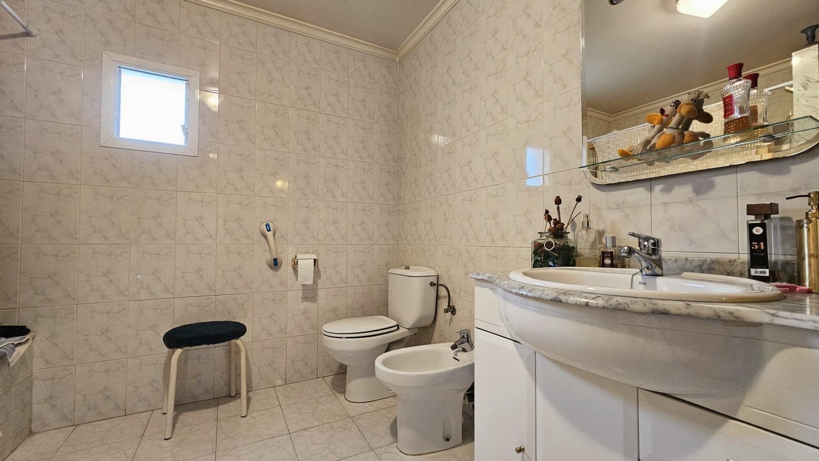 6 bedroom Villa for sale in Palma de Mallorca with garage - € 870,000 (Ref: 8841126)