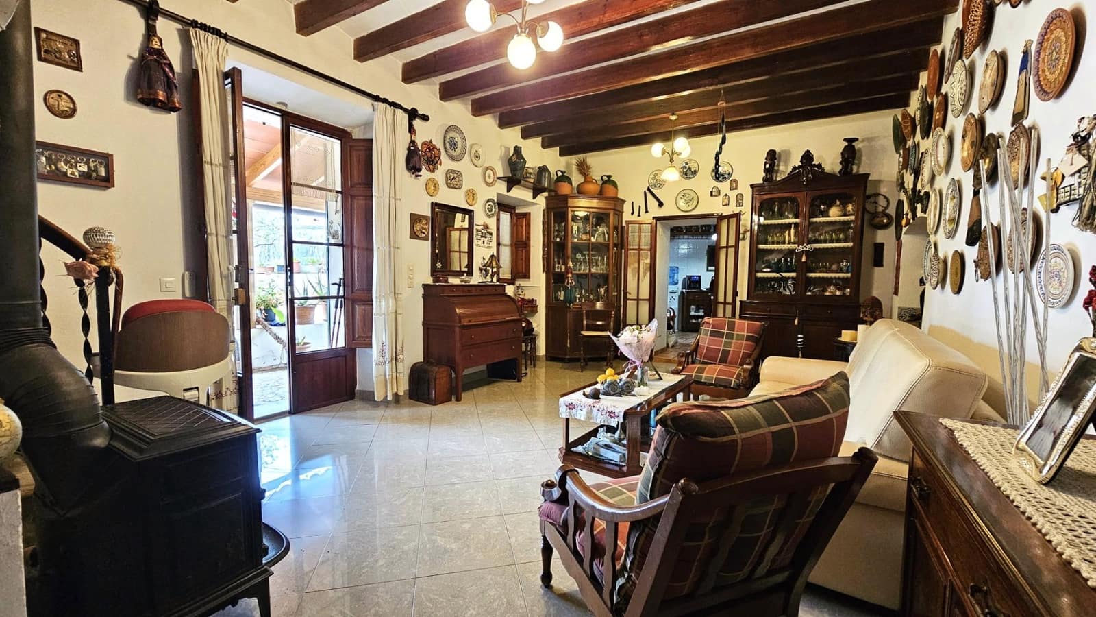 6 soverom Villa til salgs i Palma de Mallorca med garasje - € 850 000 (Ref: 8841126)