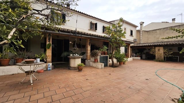 6 Zimmer Villa zu verkaufen in Palma de Mallorca mit Garage - 850.000 € (Ref: 8841126)