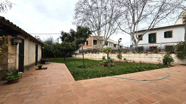 6 Zimmer Villa zu verkaufen in Palma de Mallorca mit Garage - 850.000 € (Ref: 8841126)