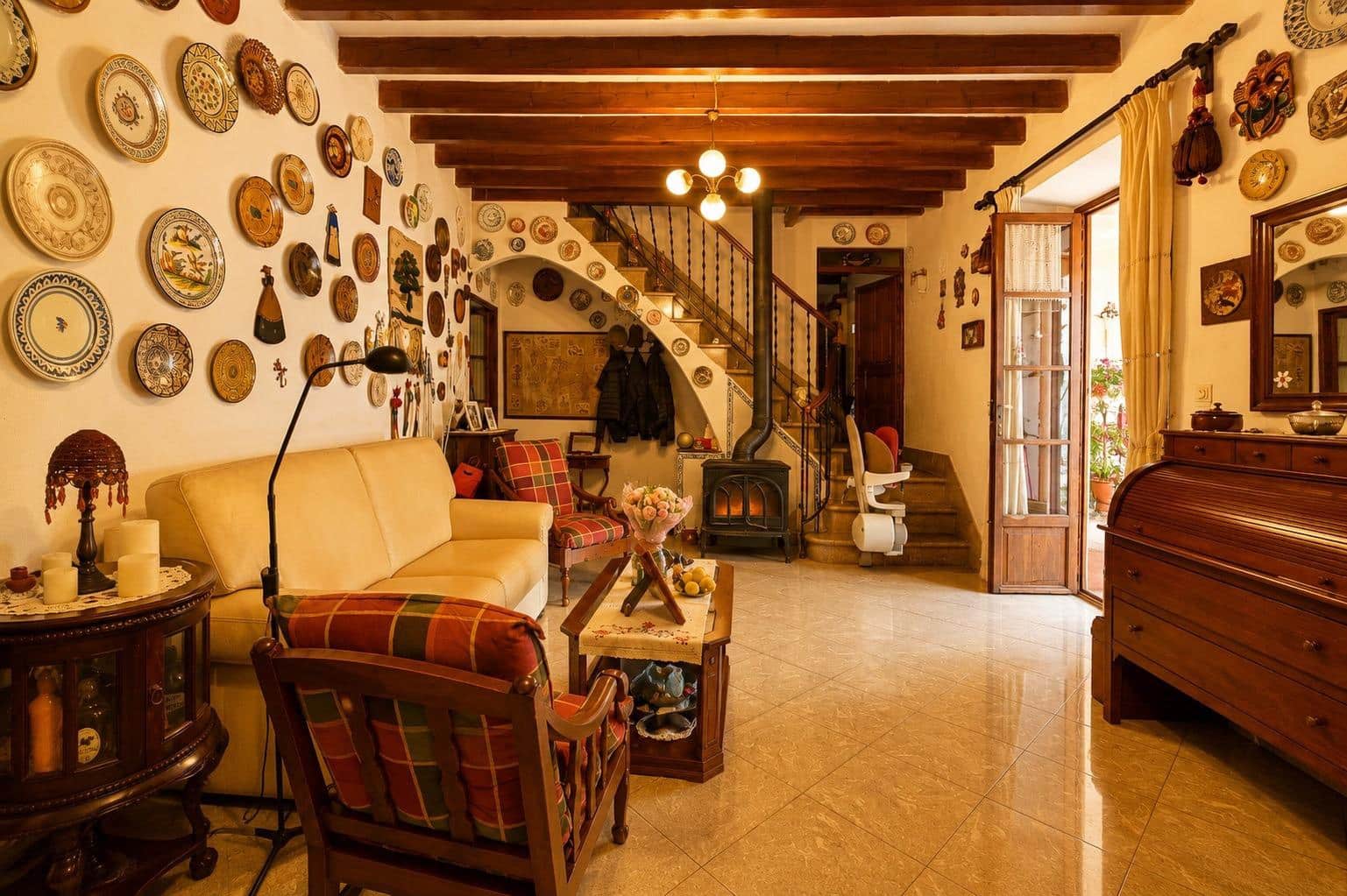 6 soverom Villa til salgs i Palma de Mallorca med garasje - € 850 000 (Ref: 8841126)