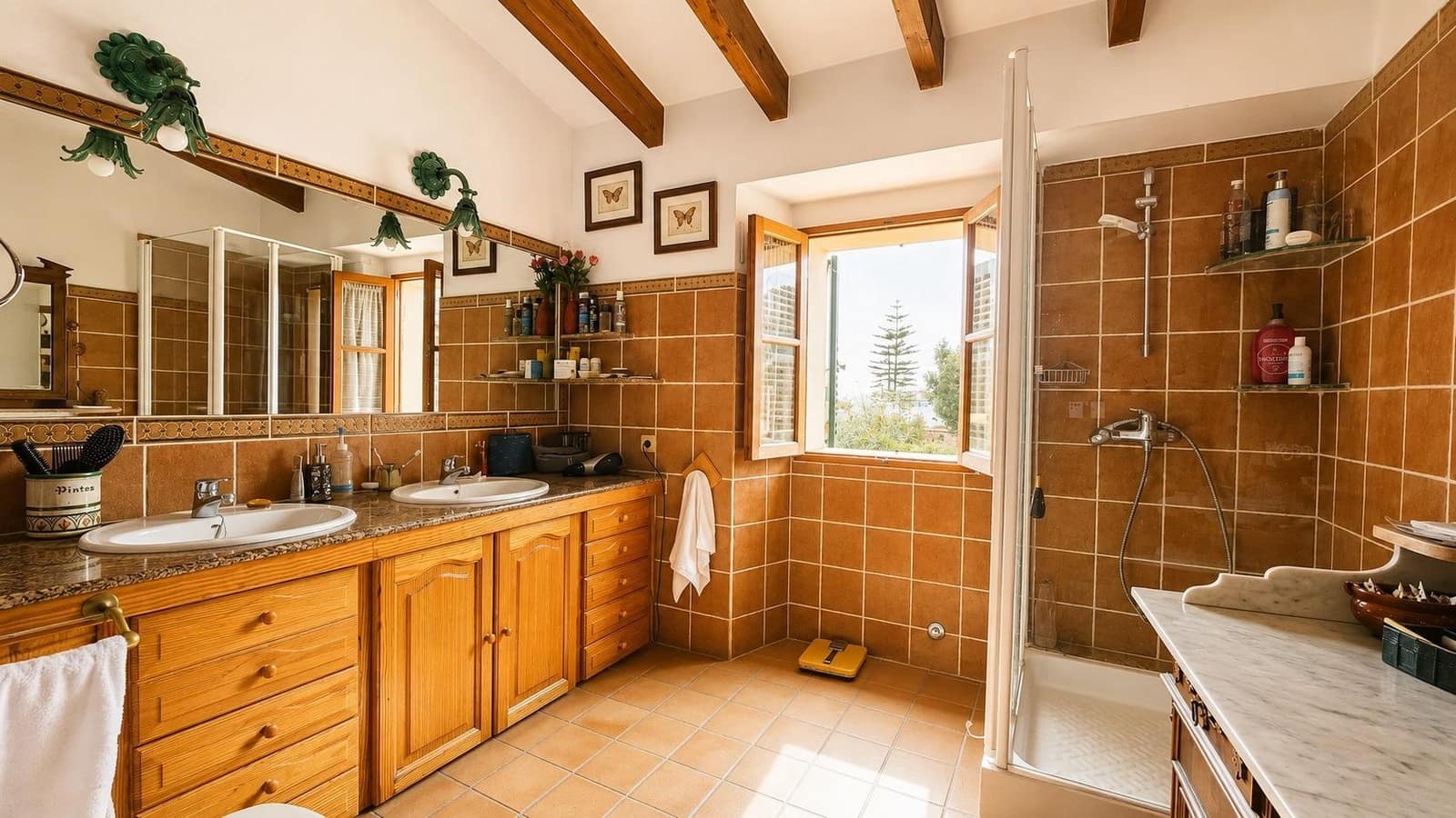 6 soverom Villa til salgs i Palma de Mallorca med garasje - € 850 000 (Ref: 8841126)