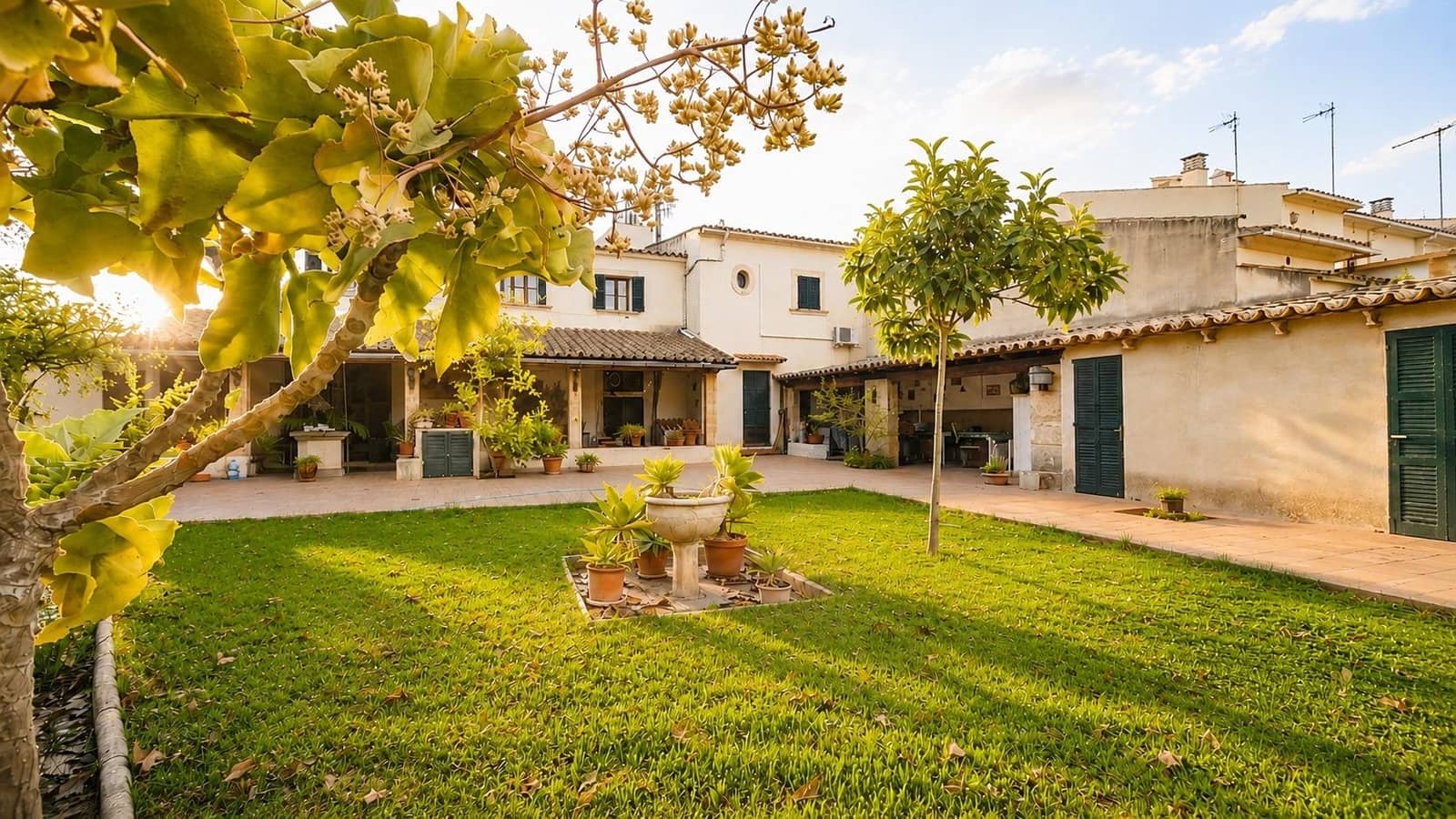 6 soverom Villa til salgs i Palma de Mallorca med garasje - € 850 000 (Ref: 8841126)