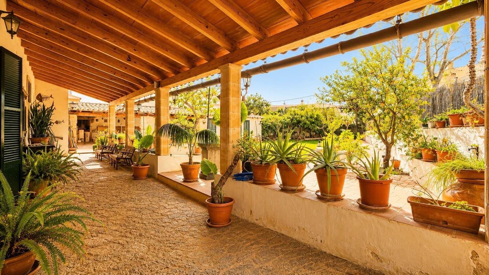 6 soverom Villa til salgs i Palma de Mallorca med garasje - € 850 000 (Ref: 8841126)