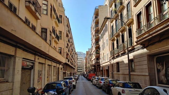 Kaupallinen myytävänä paikassa Palma de Mallorca - 360 000 € (Ref: 8888520)