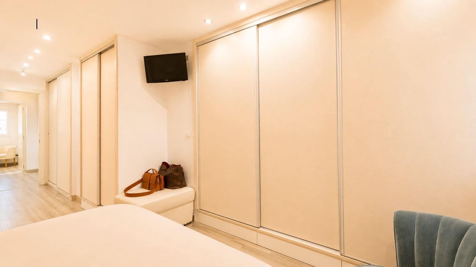 3 bedroom Apartment for sale in Calvia with garage - € 749,000 (Ref: 8946607)