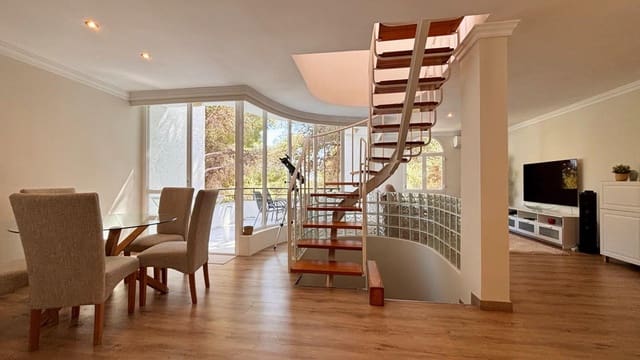 3 quarto Moradia em Banda para venda em Sol de Mallorca, Calvià com piscina garagem - 660 000 € (Ref: 8957243)