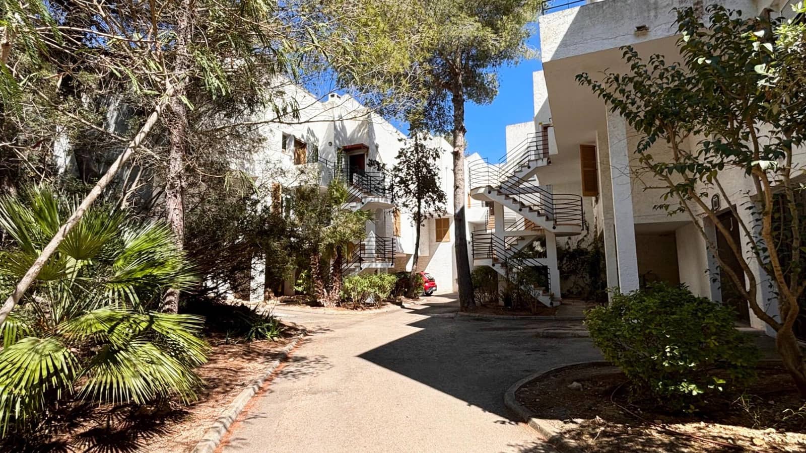 3 Zimmer Reihenhaus zu verkaufen in Sol de Mallorca mit Pool Garage - 660.000 € (Ref: 8957243)