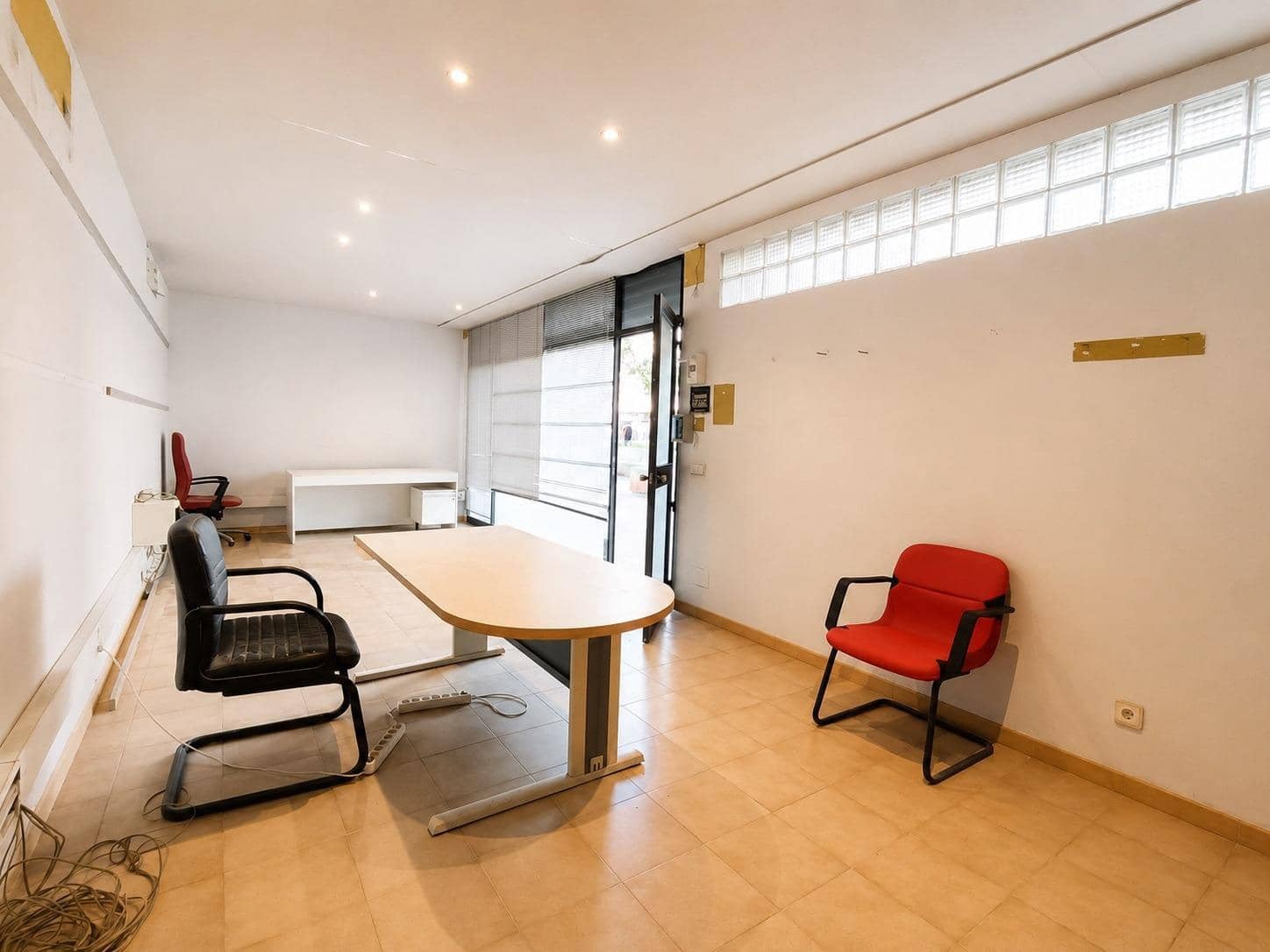 Commercial for rent in Palma de Mallorca - € 1,600 (Ref: 9089916)