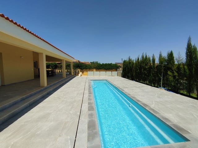 Chalet de 3 habitaciones en Sa Rapita / La Rapita, Campos en venta con piscina - 1.099.000 € (Ref: 9134593)