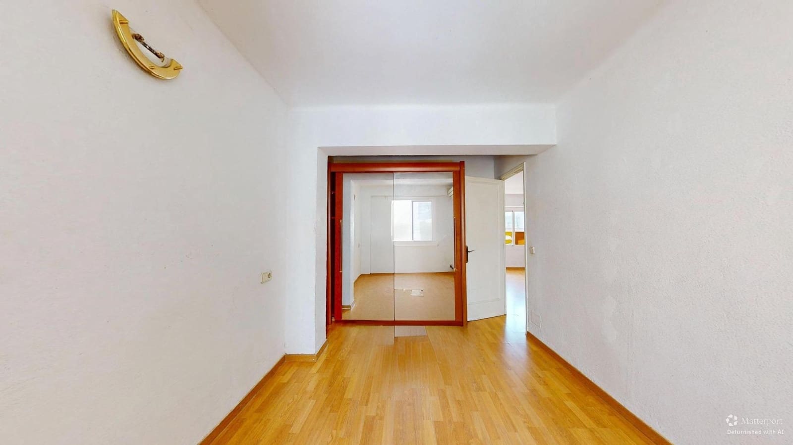 3 bedroom Flat for sale in Palma de Mallorca - € 280,000 (Ref: 9195715)