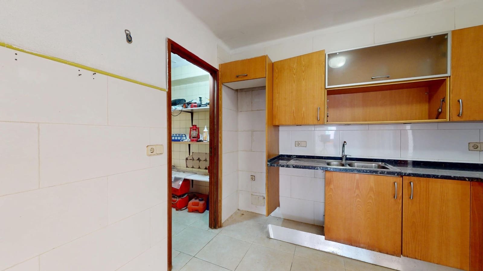 3 bedroom Flat for sale in Palma de Mallorca - € 280,000 (Ref: 9195715)
