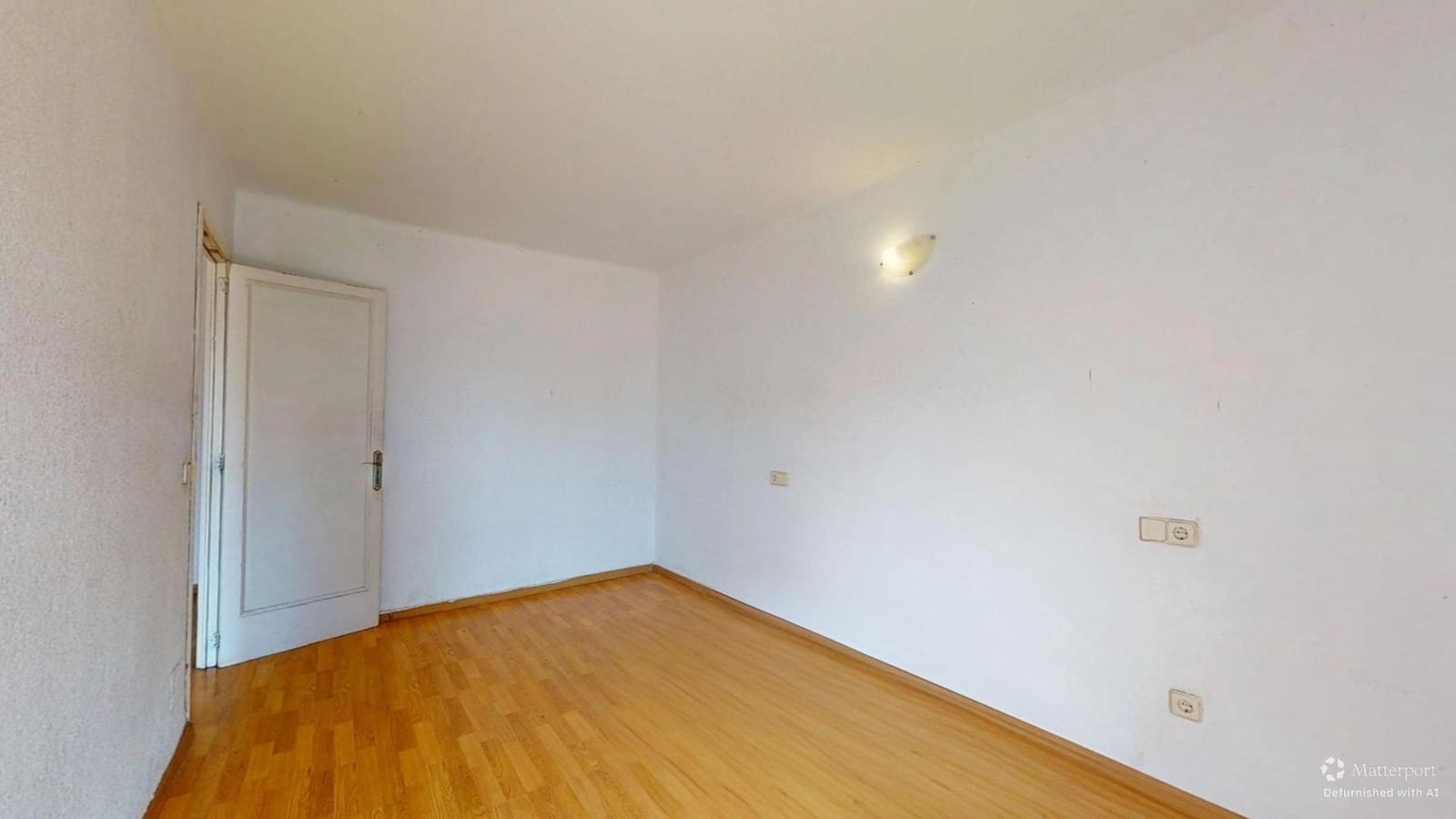 3 bedroom Flat for sale in Palma de Mallorca - € 280,000 (Ref: 9195715)